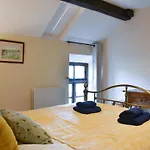 Oaktree Cottage-uk42227