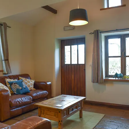 Oaktree Cottage-uk42227 * Low Borrowbridge