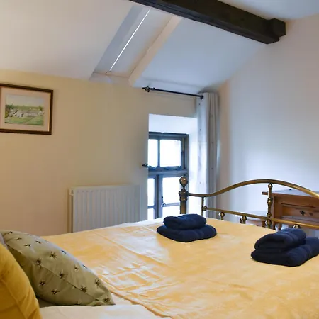 Oaktree Cottage-uk42227
